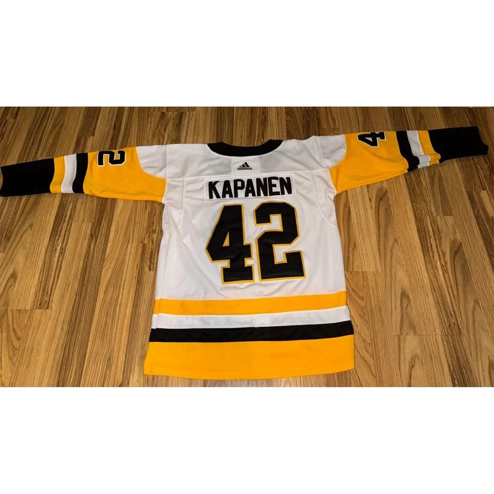 Pittsburgh Penguins  Kasperi Kapanen Adidas Authentic Jersey Adult Size 50